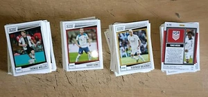 Panini SCORE FIFA 2022/2023 - Set base completo 200 CARDS - Foto 1 di 2