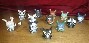 (Posten von 12) Kidrobot Arcane Divination gemischt Dunny 3" Vinyl Figuren SAMMLERSTÜCKE - Bild 1 von 22