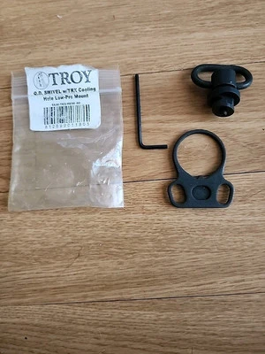 Troy Q.D. ПОВОРОТНЫЙ с охлаждающим отверстием TRX Low-Pro MountSRAI-TRX-HERF-00 новый в коробке - Изображение 1 из 4