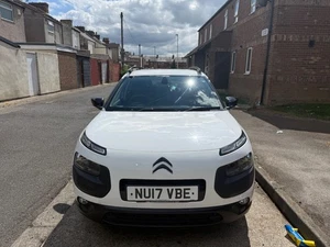 Citroen C4 Cactus 1.2 Puretech Flair - Picture 1 of 21