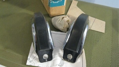 Juego de protectores de parachoques trasero Chevrolet Chevelle 1973 nuevo en caja! Foto 1 de 3
