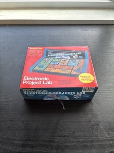 Vintage Science Fair 30 in One Electronic Project Lab - Picture 1 of 8