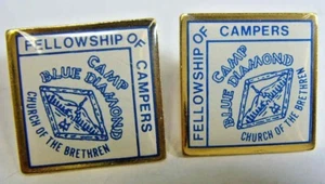 2 alfileres de solapa de metal esmaltado vintage Fellowship of Campers Camp diamante azul 49837 - Imagen 1 de 4