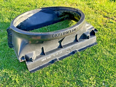 81 K10 Chevrolet Short Bed Square Body Radiator Fan Shroud 14021283 14021284 — 第 1/4 张图片