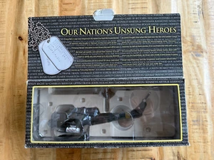 1/48 CORGI VIETNAM SERIES UH-1E HUEY HELICOPTER 50403 - Picture 1 of 7