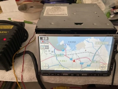 Sistema de navegación para coche CLARION MAX760HD pantalla táctil defectuosa Foto 1 de 4