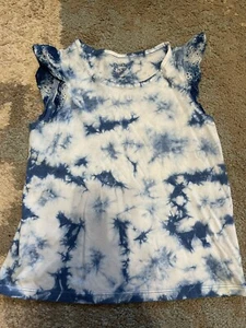 Crown and Ivy Girls Shirt  Blue And White Tie Dye, Flutter Sleeve Size 6 EUC - Picture 1 of 6