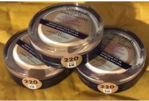 3X COVERGIRL Olay Simply Ageless Foundation #220 Creamy Natural FACTORY SEALED - Picture 1 of 2