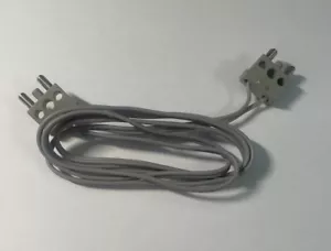 1x Lego 766c96 12v Zug Kabel Connector Wire 4,5V Eisenbahn 96 Noppen 76cm - Bild 1 von 2