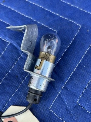 Conjunto de luz domo tapa maletero Cadillac Seville 1980-1985 OEM #3298M Foto 1 de 4