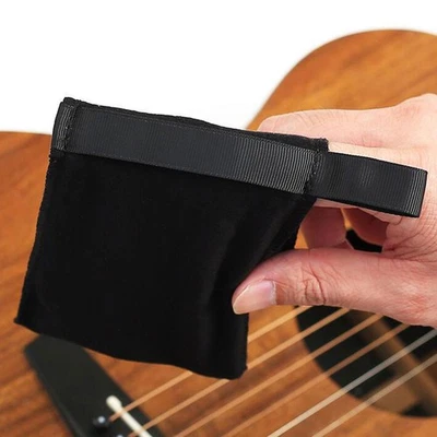 Guitar Dehumidifier Hanging Bag Humidity Pack 2 Way Humidity Control Sound Hole - Image 1 of 4