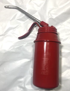 Vintage kleine rote Ölkanne 60er Jahre tolle Form - Bild 1 von 3