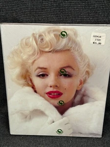 Milton's Marilyn: Die Fotografien von Milton H. Greene 9-3/4" x 11-3/4" versiegelt - Bild 1 von 3