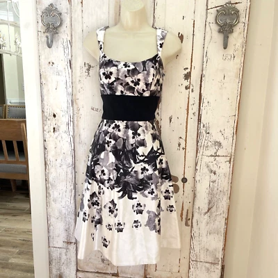 Vestido de cóctel floral Prabal Gurung talla 2 para mujer de lana de seda negro blanco gris Foto 1 de 4