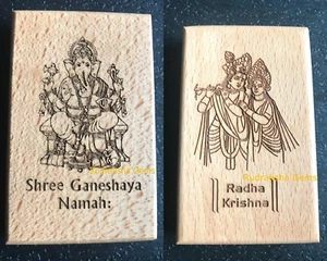 Ganesh Mantra Radha Krishna Frigorifero Legno Intagliato Magneti Dio Ganpati - Picture 1 of 3