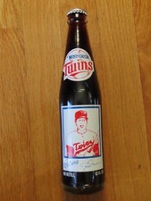 ROD CAREW No 29 MINNESOTA TWINS FULL Coca-Cola 16 oz. Bottle