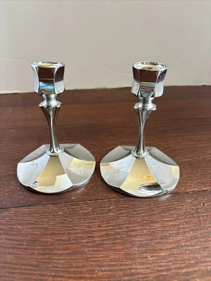 Par de Candelabros IRVINWARE Silvertone Cromo 4.5" Hecho en EE. UU. EN MUY BUENA CONDICIÓN Foto 1 de 4