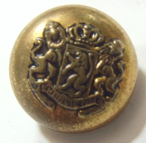 1930s antique 28 mm gold tone metal Royal Netherlands collector button 54106 - Picture 1 of 4