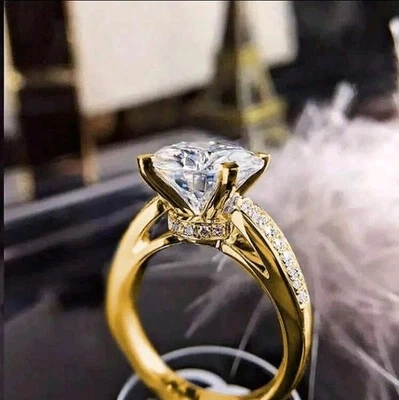 Gold-Plated Copper White/Colorless Round CZ With Inlay Ring Size 6 - Image 1 of 3