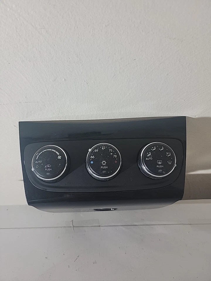 Chrysler 200 Dodge Avenger calefacción climatización 2011 2012 2013 2014 Foto 1 de 4