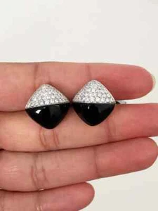 Beautiful White Round Cut and Black Onyx Cool Eye Catching Design Men's Cufflink - Picture 1 of 4