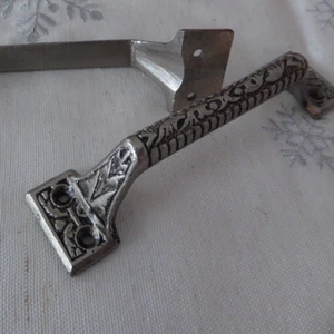 Silver Vintage Metal Drawer Pull Handle Kitchen Cabinet Dresser Door Knob - Picture 1 of 4