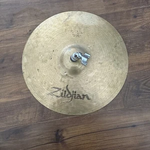 Zildjian 14" A Nuevo Beat Hi Hats usado - 1127g/1437g - Imagen 1 de 3
