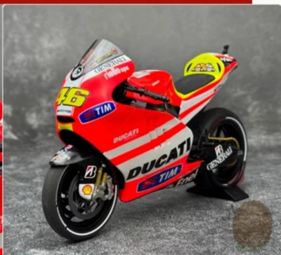 MINICHAMPS 1/12 DUCATI GP11 N 46# rossi motorcycle Model Alloy Diecast Gifts - Image 1 of 2