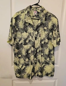 Levi’s Herren Sommer Hemd mit Knopfleiste Gr. XL Relaxed Fit Kurzarm - Bild 1 von 3