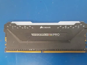 CORSAIR ESCRITORIO CMW16GX4M2C3200C16 DDR4 GHz - Imagen 1 de 2