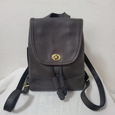 Mini Mochila Guante Old Coach 9960 Cuero Curtido Gris Turnlock Color Vintage Foto 1 de 4