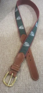 Leather Man LTD. Preppy Canvas Golf Gürtel GRÖSSE 32 Delbarton Schule Logo grün NEU - Bild 1 von 5