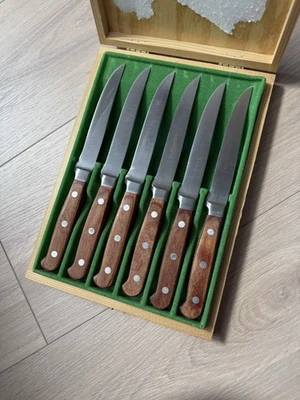 Zwilling J. Juego de 6 cuchillos para carne inoxidable A. Henckels acero y madera Holanda Foto 1 de 4
