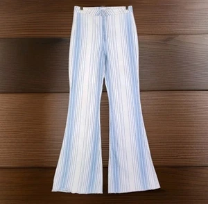 CELLO Jeans Women's 7 High Rise Flare Bell Bottoms Light Wash Raw Hem Hippie Y2K - Picture 1 of 10