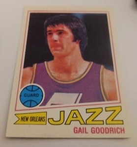 1977-78 GAIL GOODRICH Topps NBA Basketball Card #77 New Orleans Jazz HOF MINT
