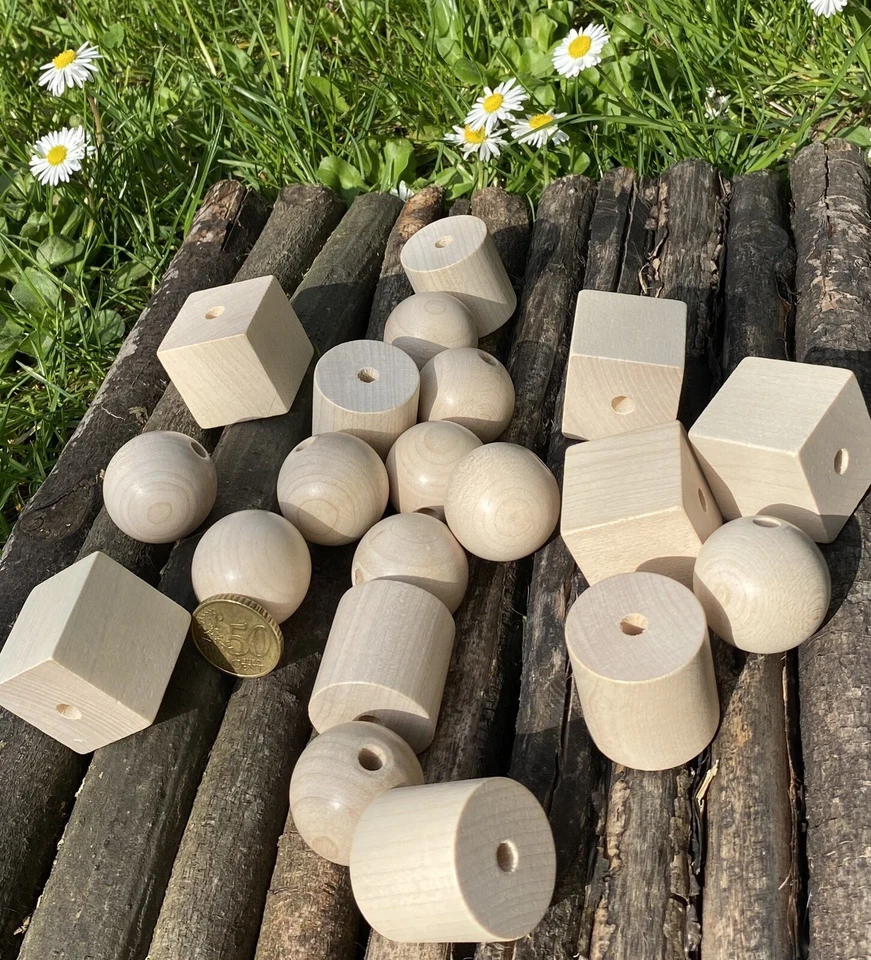 20 große Fädelperlen aus Massivholz (Buche) NEU *Kugeln *Walzen *Quader - Bild 1 von 1