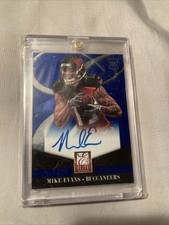 2014 Mike Evans Elite Rookie Auto Mint! On Card Auto!