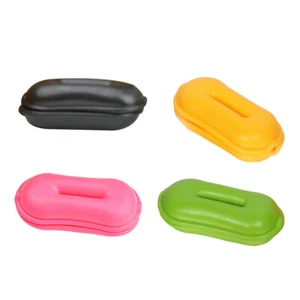 Estuche protector organizador de auriculares con forma de cacahuete enrollador de cable USB - Imagen 1 de 12