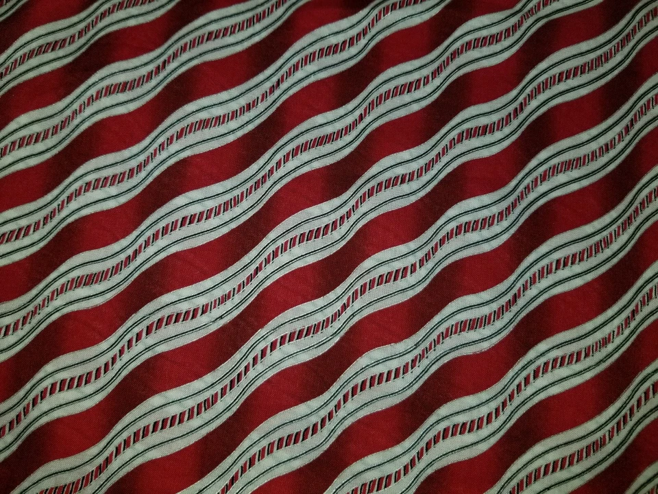 FUNDA ALMOHADA ACENTO 16" FARSA NAVIDAD BASTÓN CARAMELO RAYAS Foto 1 de 1