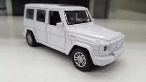 Jeep White Car Model Light & Sound 1:32 Scale Toy Diecast Metal Open Doors - Picture 1 of 2