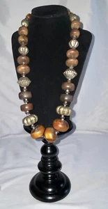 Tibetische Tribal Statement Perlenkette, Neu. Farben: Braun & Silber. - Bild 1 von 5