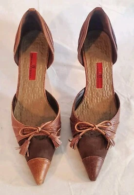 *Vintage Carolina Herrera 37 Brown Suede Leather Bow D'orsay Pointed Toe Pump - Image 1 of 4
