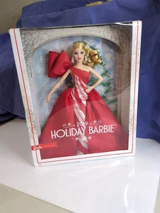 2019 - Blond Holiday Barbie - Neu im Karton - Bild 1 von 4