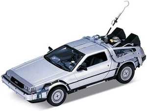 - 22443W - Modellino Di De Lorean, Dal Film: Ritorno Al Futuro I, Scala 1:24 - Foto 1 di 12