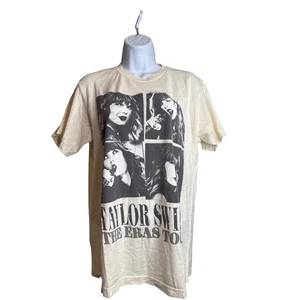 Taylor Swift Womens The Eras Tour Official Merchandise T Shirt Sz M Swiftie - Picture 1 of 10