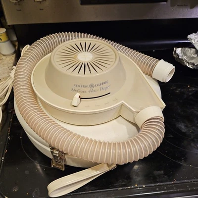 Secador de pelo portátil con capó General Electric vintage con estuche HD21 probado Foto 1 de 4