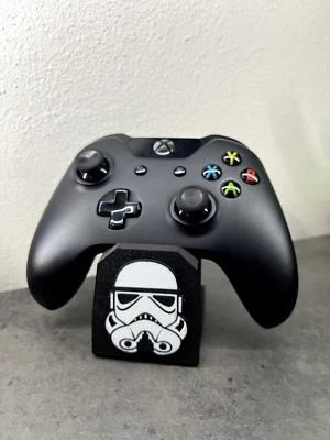 Supporto per controller PS5/Xbox/Switch Pro – Star Wars – Joystick DualSense - Immagine 1 di 4