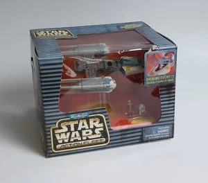 STAR WARS MICRO MACHINES ACTION FLEET Y-WING FIGHTER GOLD LEADER NEW - Picture 1 of 3