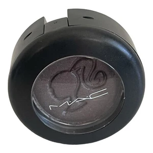MAC Barbie Frost Lidschatten MOTHBROWN 1,5g Neu ohne Karton - Bild 1 von 3