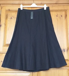 NEW VIYELLA 100% Linen Navy Blue Long Full Flared Skirt. Size 14 Petite. W34 in. - Picture 1 of 9